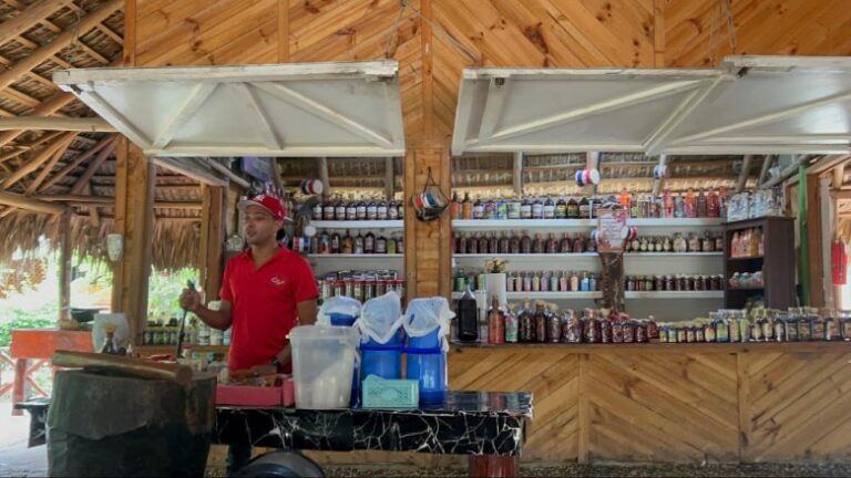 Presentation of farm-made products