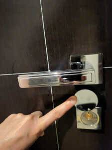 Shabbat key at the Hotel du Collectionneur Paris